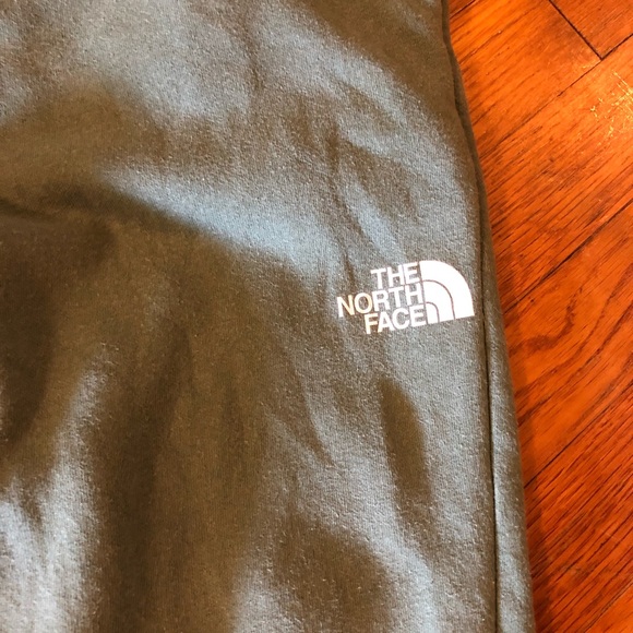 The North Face Women’s Heavy Weight Sweat Pants in Sage Size XS - Picture 2 of 6